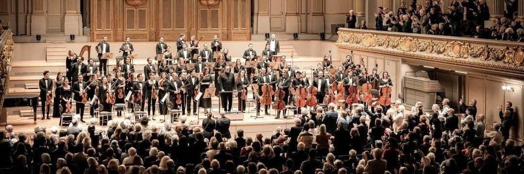 Julia Casañas  - Cover