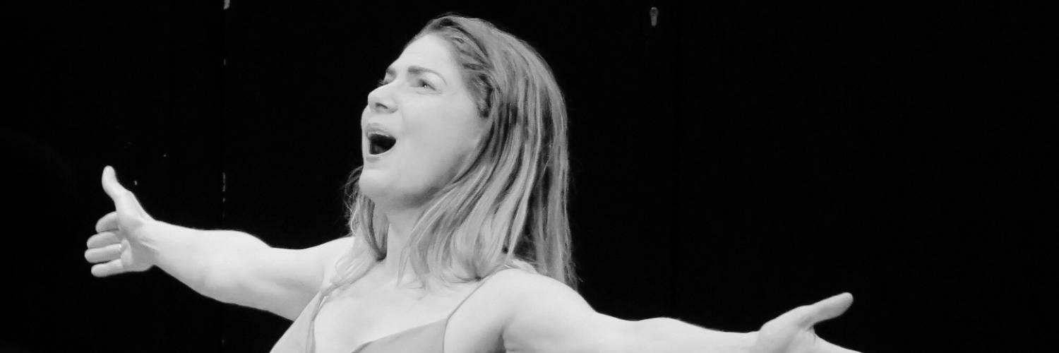 Natalia Guevara - Cover