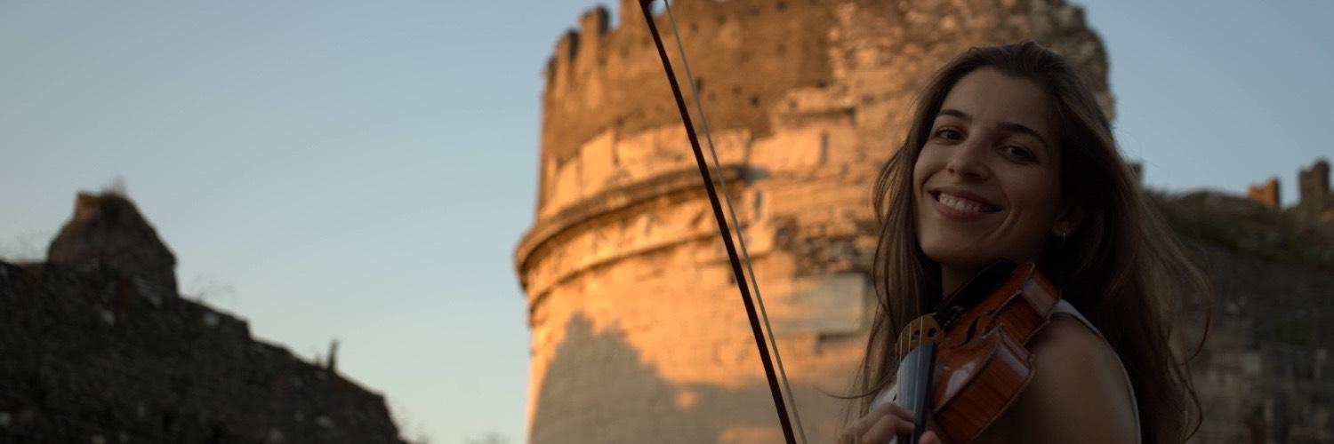 Lucía Gutiérrez - Cover