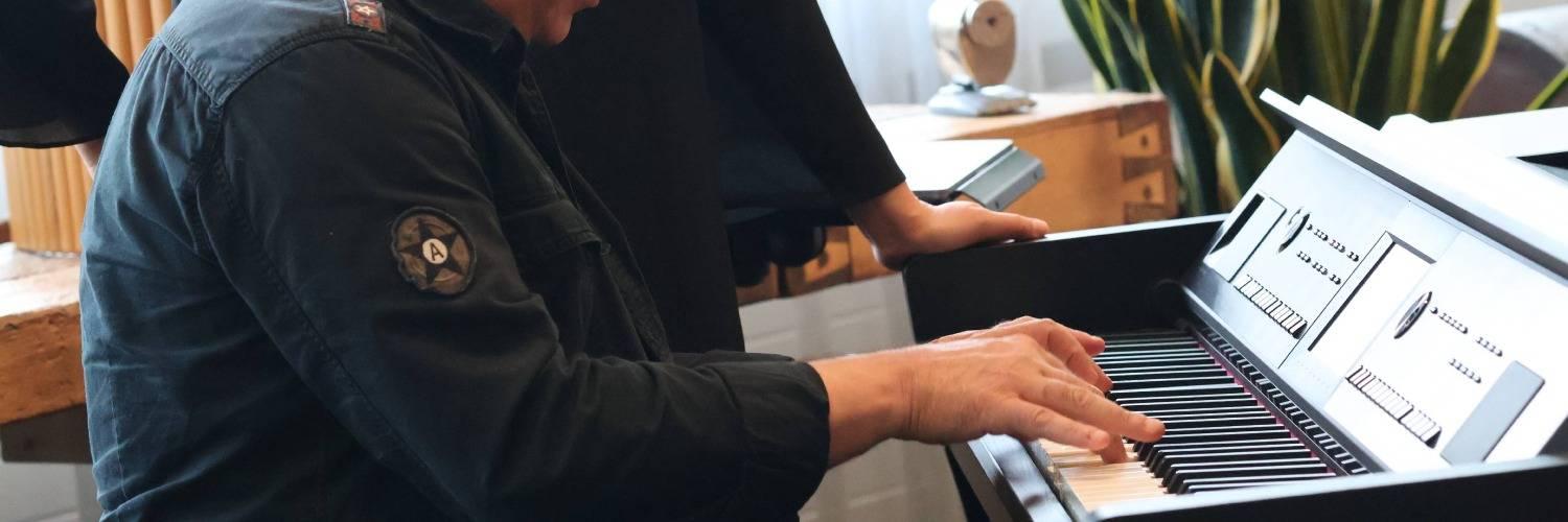 Marius Vernescu - Cover