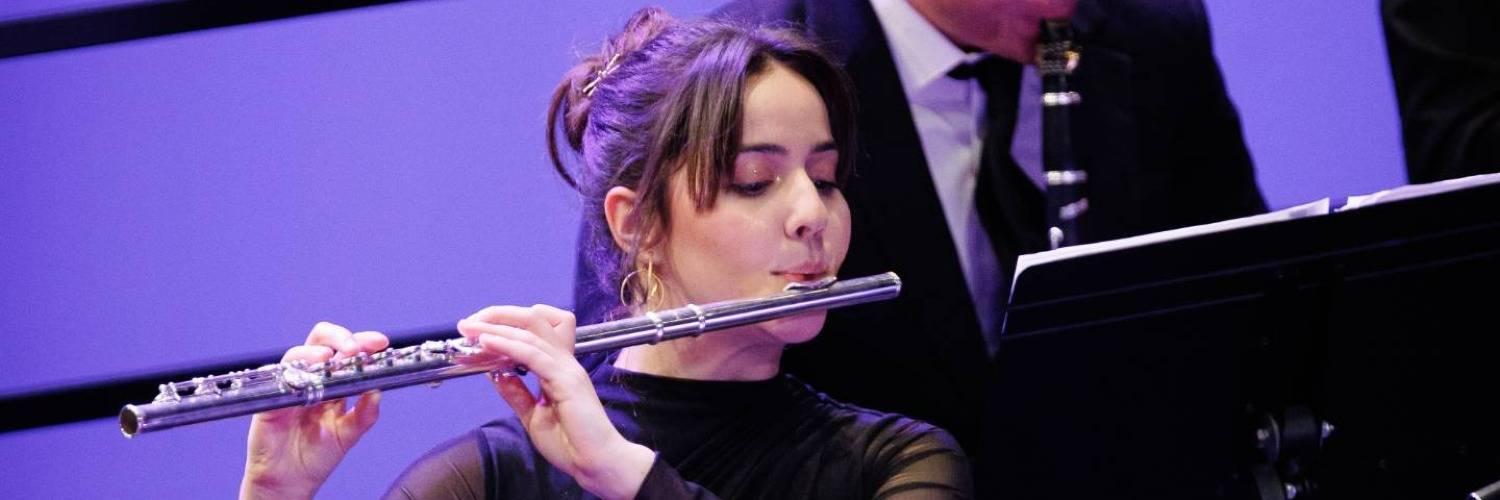 Alba Allés Barber - Cover