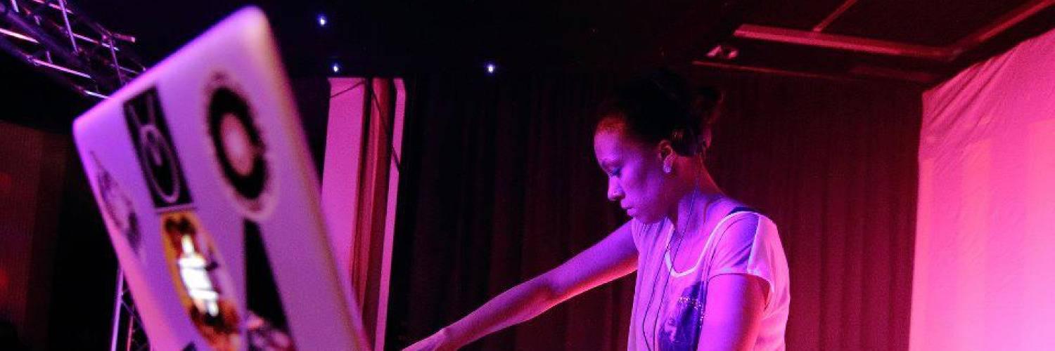 Natalie Mattmann - Cover