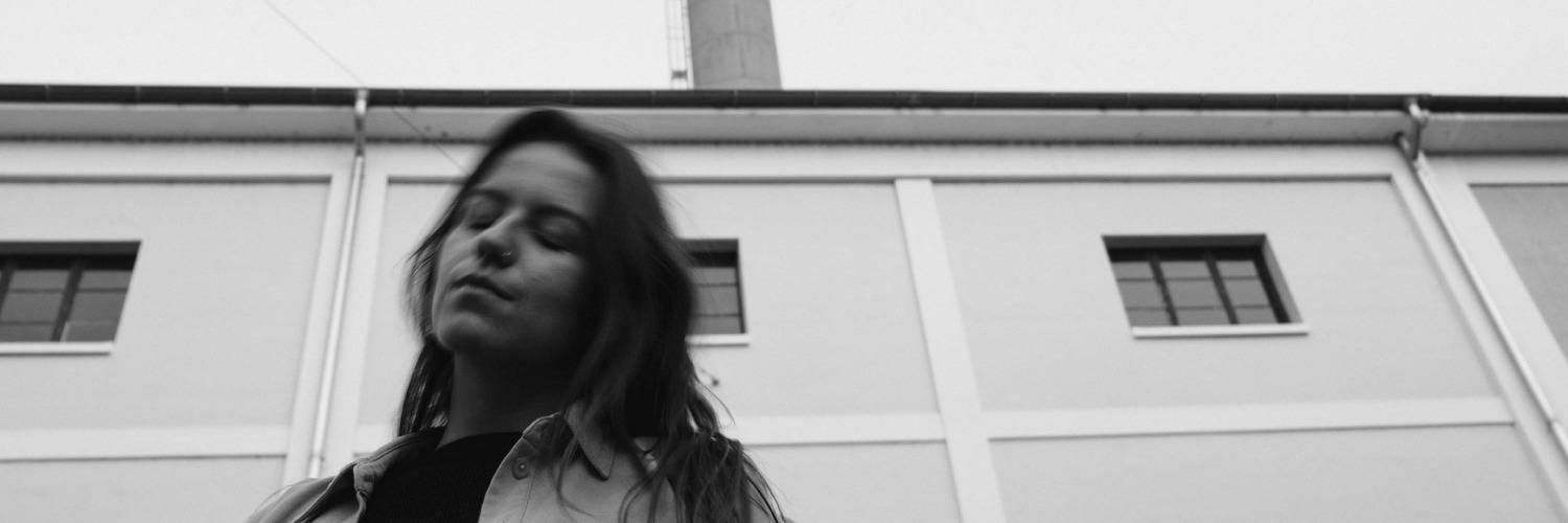 Martina Dias - Cover