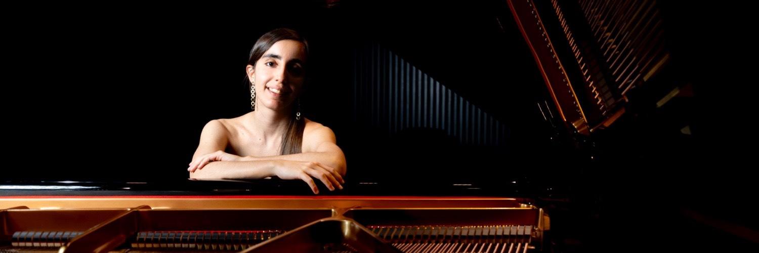 Clara Santacana - Cover